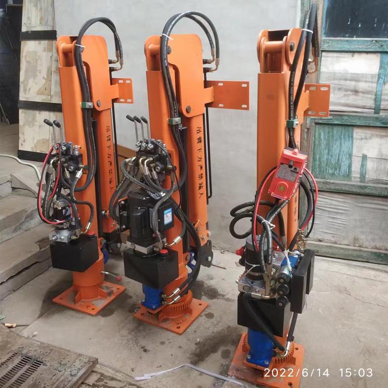 深坑区重汽蓝牌随车吊 3.2吨 国六动力强 液压驱动 农用自卸起重机